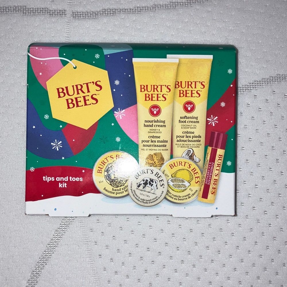 Burt's Bees Tips & Toes Kit